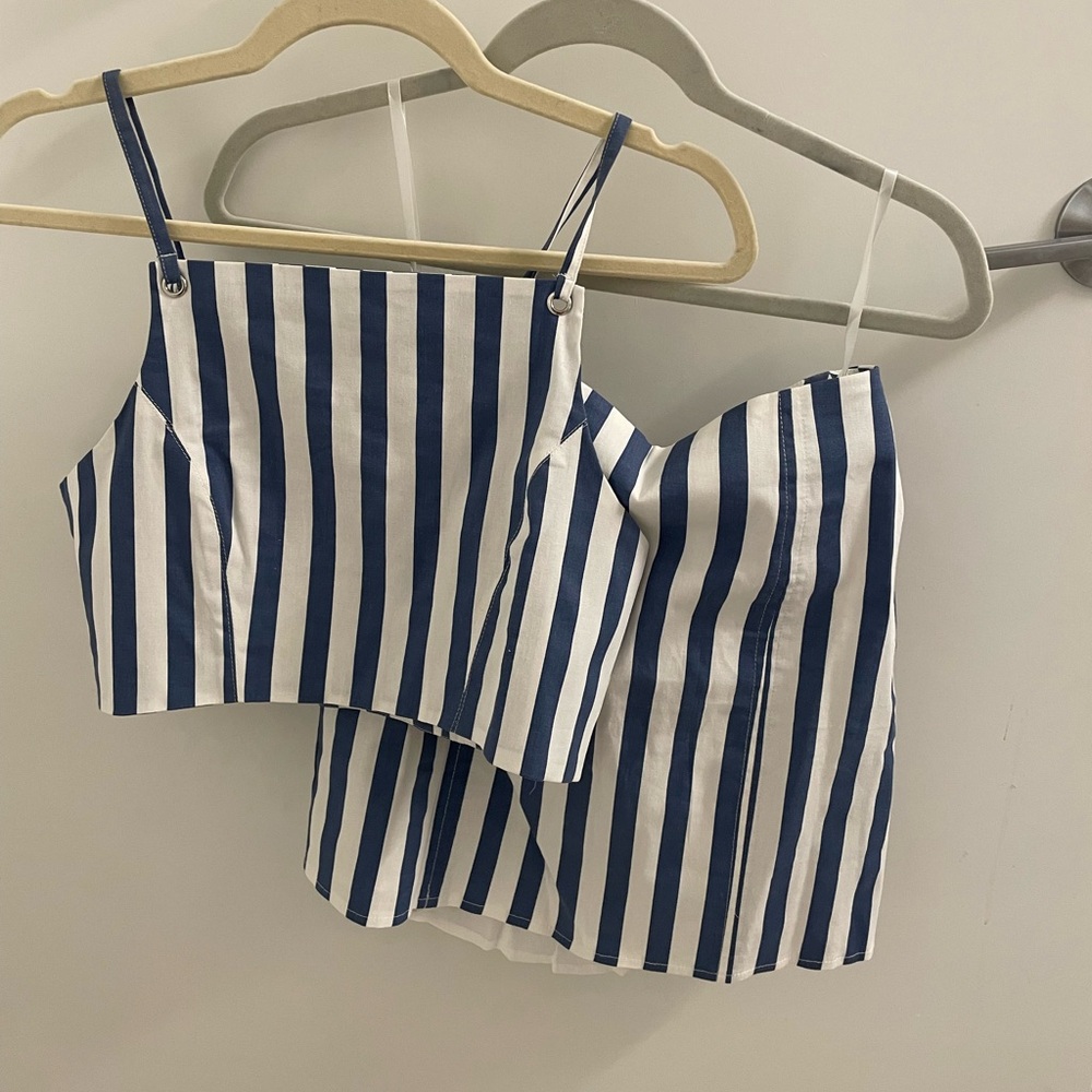 Superdown two piece matching set